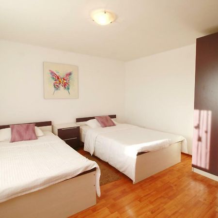 Apartment Lana & Ema 宁 外观 照片
