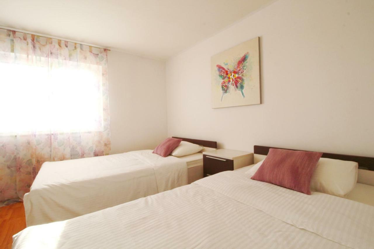 Apartment Lana & Ema 宁 外观 照片
